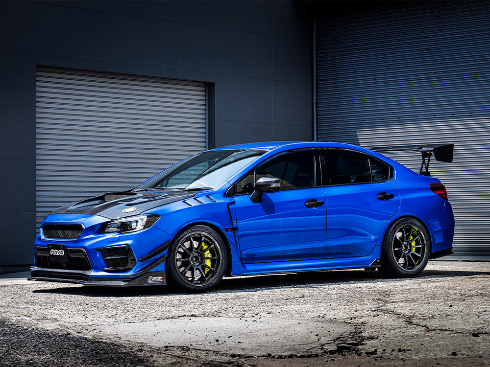 Gram Lights 57NR 18X9.5 +12 5-114.3 Glass Black Wheel